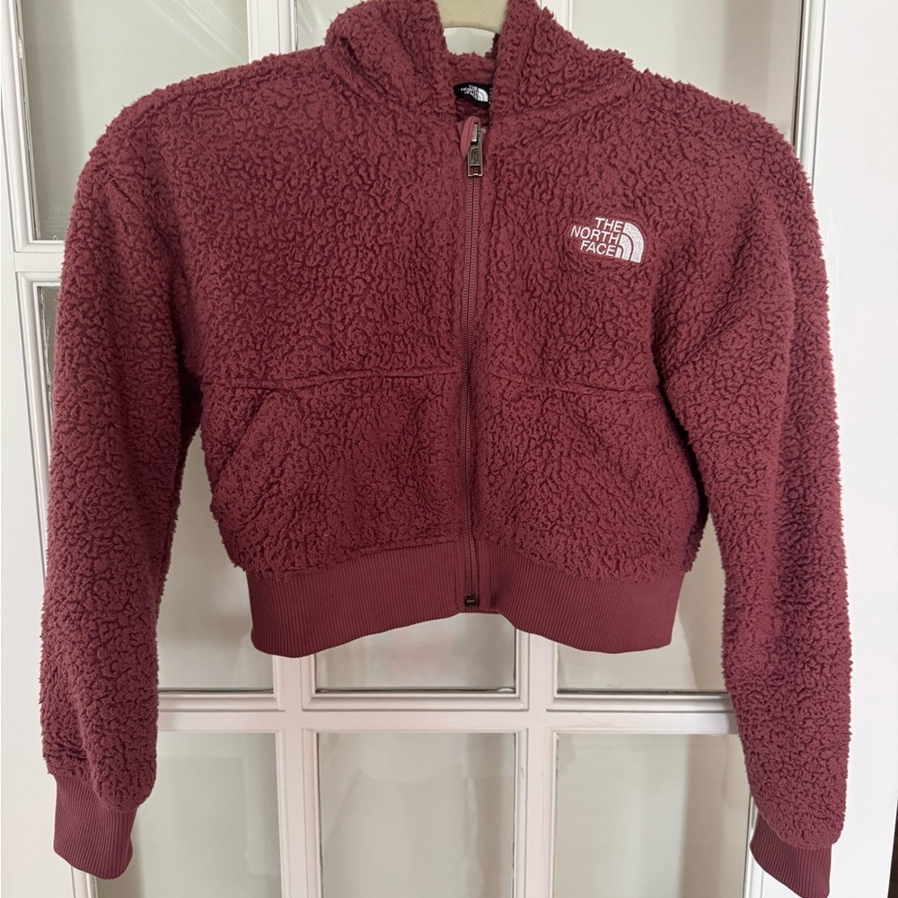 The North Face Girls Fleece Jacket - Maroon. Cropped fit, size small 7/8